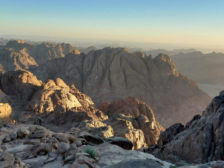 Vista sulle montagne del Sinai al tramonto
